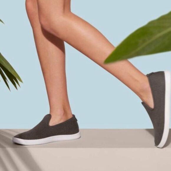 New allbirds tree linger walking shoes in black